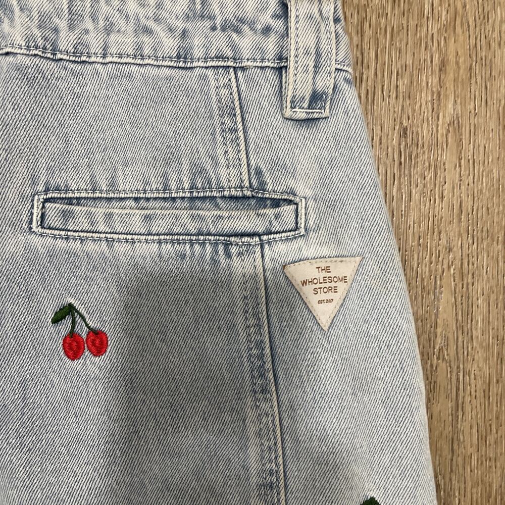 Embroidered Light Blue Boyfriend Jeans - Picture 12 of 14